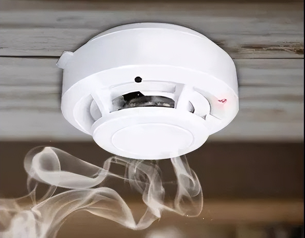機房監控中煙霧傳感器常見問題匯總！附老技術的處理方法