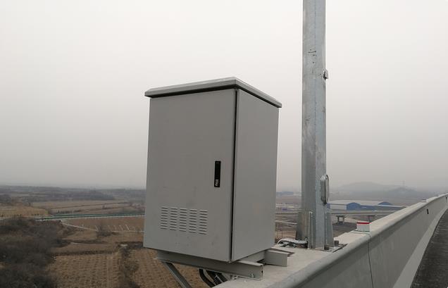 高速公路ETC一體化智能機(jī)柜——智能供配電、智能恒溫、動環(huán)監(jiān)控